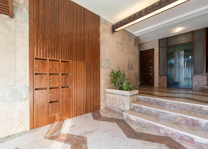 Bright & Spacious Retreat With Balcony By Hostwise Διαμέρισμα